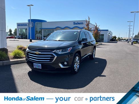 Used 2021 Chevrolet Traverse High Country AWD/4WD image 1