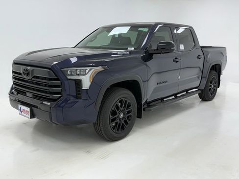 New 2026 Toyota Tundra Limited w/ Limited PVM Package AWD/4WD image 5