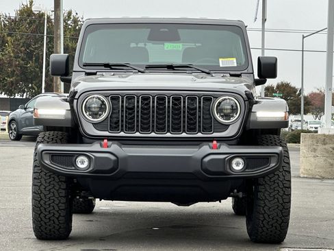 New 2026 Jeep Wrangler Rubicon image 9
