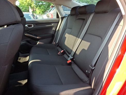Certified 2023 Honda Civic EX image 9