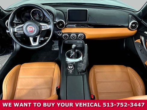 Used 2019 FIAT 124 Spider Lusso w/ Convenience Group RWD image 7