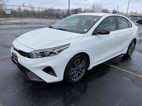 Used 2023 Kia Forte GT-Line image 3