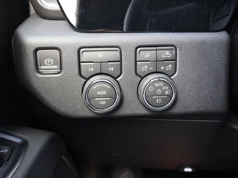 New 2026 Chevrolet Silverado 2500 LT w/ Trail Boss Package AWD/4WD image 13