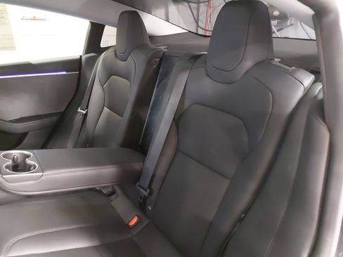 Used 2025 Tesla Model 3 Long Range RWD image 16