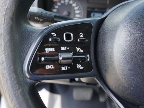 Used 2019 Mercedes-Benz Sprinter 170 image 27
