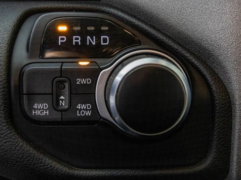 Used 2019 RAM 1500 Tradesman AWD/4WD image 21