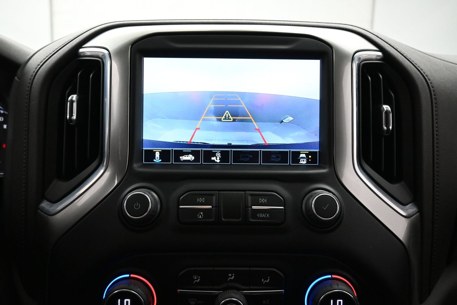 Used 2022 Chevrolet Silverado 1500 LT Trail Boss w/ Convenience Package II AWD/4WD image 30