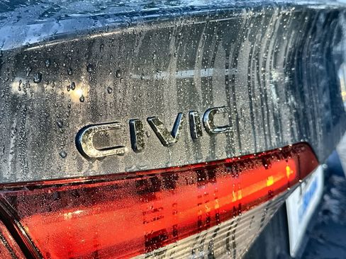 New 2025 Honda Civic Sport image 7