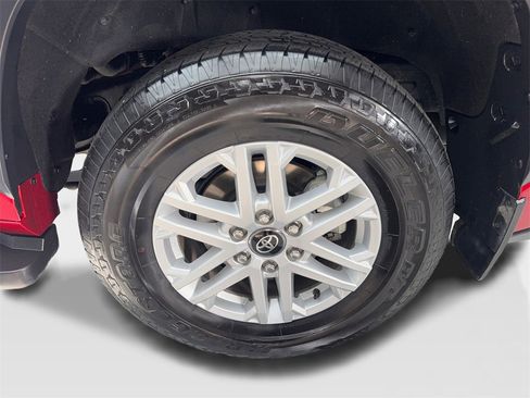 Used 2025 Toyota Sequoia SR5 image 91