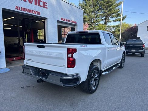 Used 2024 Chevrolet Silverado 1500 LT AWD/4WD image 5