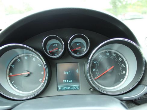 Used 2012 Buick Regal GS image 33