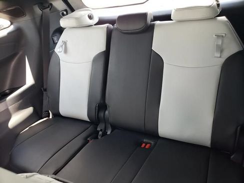 Used 2026 Toyota Sienna XSE FWD image 14
