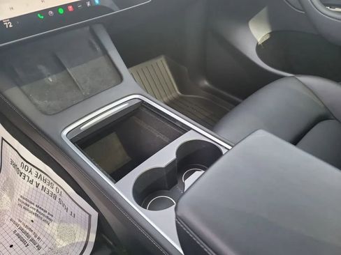 Used 2023 Tesla Model Y 2WD image 15