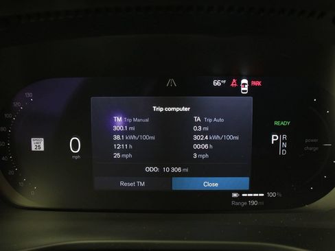 Certified 2023 Volvo C40 P8 Recharge Ultimate AWD/4WD image 12