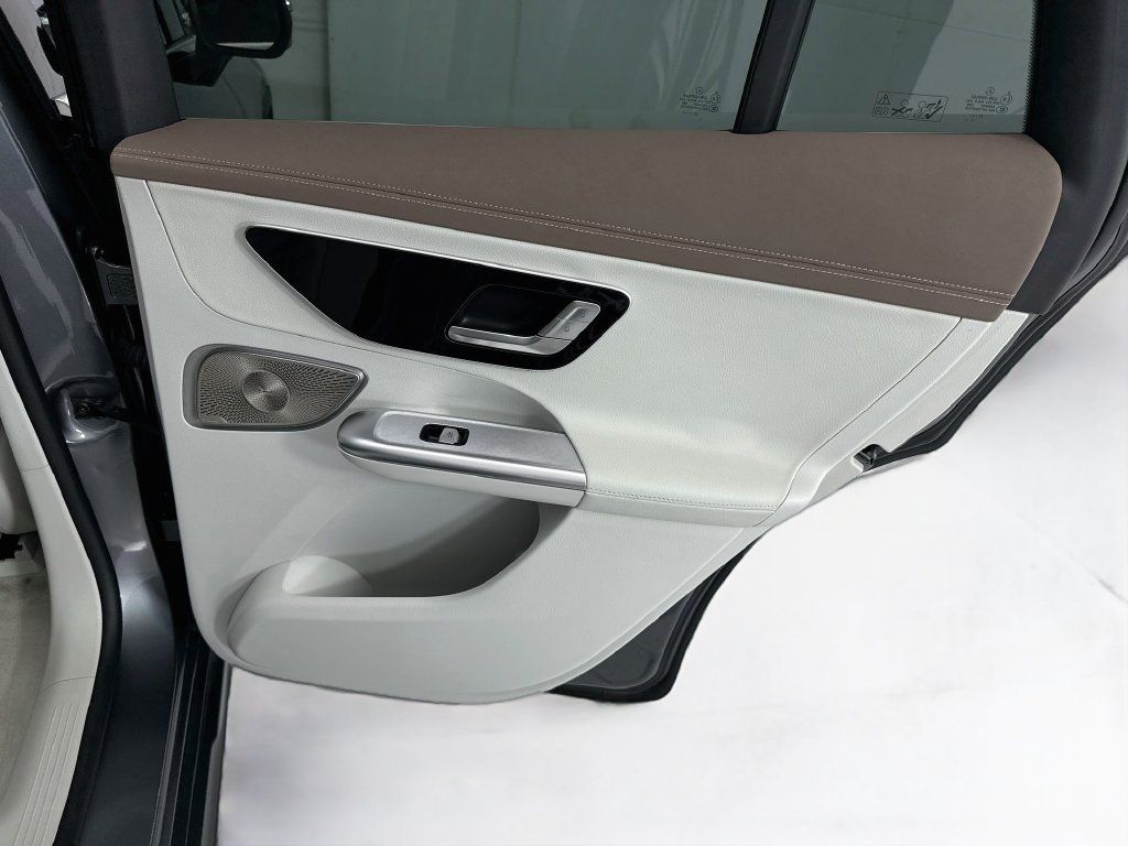 Certified 2023 Mercedes-Benz EQE 350+ SUV image 26