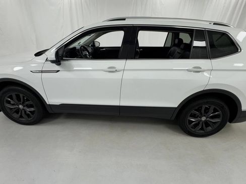 Used 2024 Volkswagen Tiguan SE AWD/4WD image 6