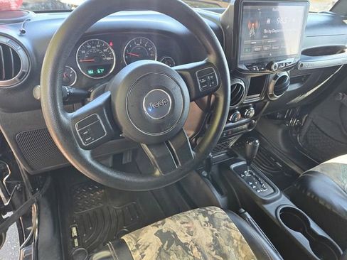 Used 2016 Jeep Wrangler Unlimited Sport AWD/4WD image 14