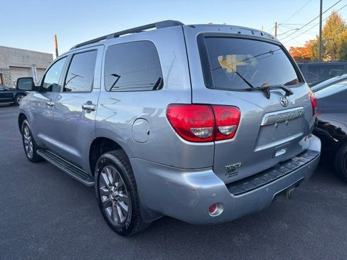 Used 2010 Toyota Sequoia Limited image 3