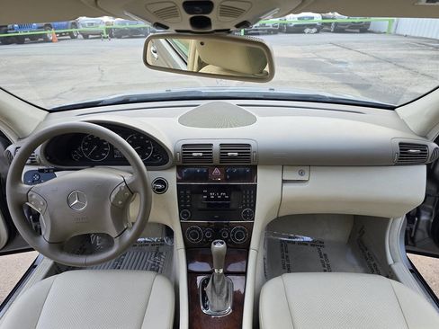 Used 2007 Mercedes-Benz C 280 Sedan image 30