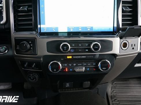 Used 2022 Ford F350 Lariat w/ Tremor Off-Road Package image 30