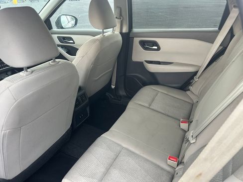 Used 2025 Nissan Rogue SV AWD/4WD image 28