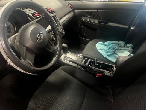 Used 2012 Subaru Impreza 2.0i AWD/4WD image 6