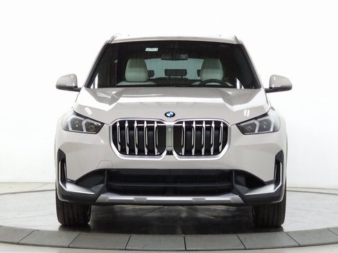 Used 2026 BMW X1 xDrive28i w/ Technology Package AWD/4WD image 2