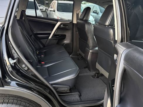 Used 2017 Toyota RAV4 Platinum FWD image 11