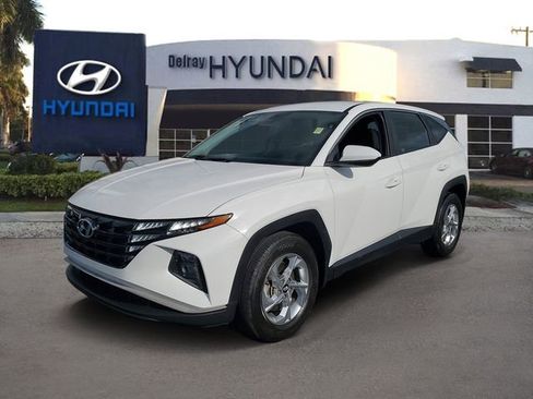 Certified 2024 Hyundai Tucson SE FWD image 3