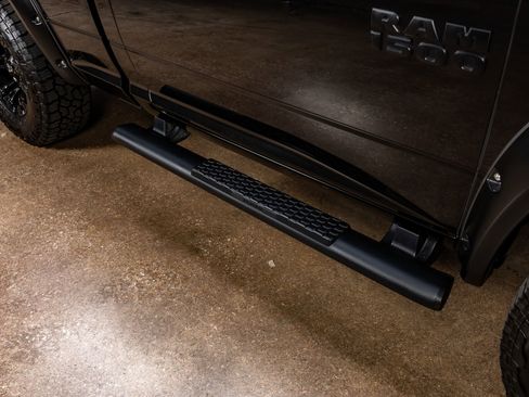 Used 2017 RAM 1500 Sport w/ Black Ram 1500 Sport Group image 12