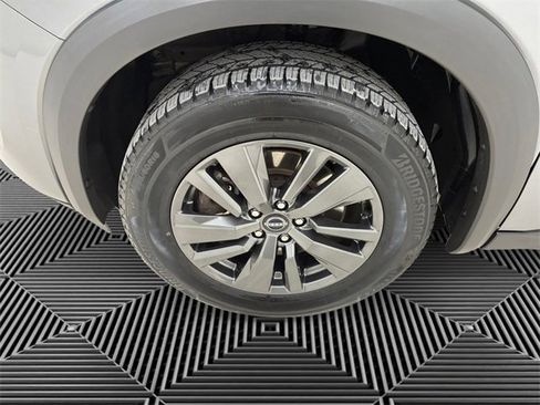 Used 2023 Nissan Pathfinder SV w/ Cargo Package image 9