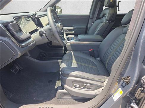Used 2026 Rivian R1S Adventure AWD/4WD image 17
