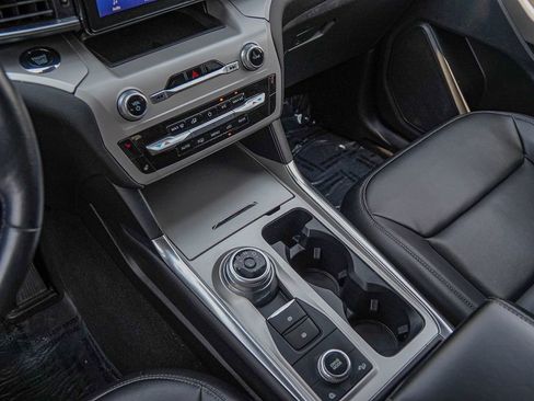 Used 2023 Ford Explorer XLT w/ Equipment Group 202A image 24