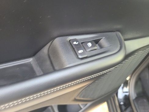 Used 2023 Jeep Grand Cherokee L Limited image 16