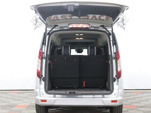 Used 2021 Ford Transit Connect XLT FWD image 6