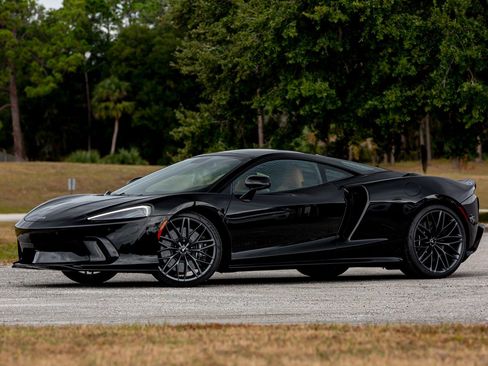 Used 2025 McLaren GTS image 12