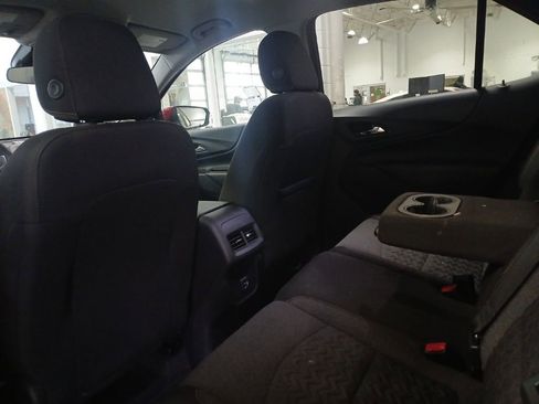 Used 2023 Chevrolet Equinox LT image 22