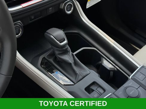 Certified 2026 Toyota Grand Highlander FWD image 18