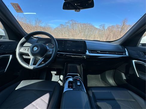Used 2025 BMW X1 xDrive28i AWD/4WD image 27