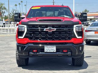 Used 2025 Chevrolet Silverado 2500 ZR2 w/ Technology Package AWD/4WD video 2
