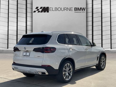 New 2026 BMW X5 sDrive40i w/ Climate Comfort Package image 4