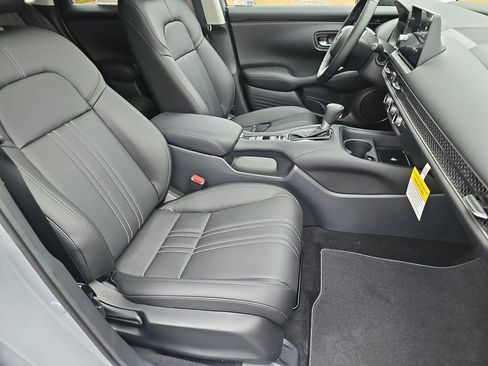 New 2026 Honda HR-V EX-L image 10