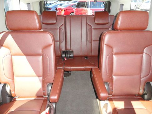 Used 2019 Chevrolet Tahoe Premier image 13