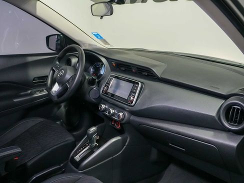Used 2021 Nissan Kicks S FWD image 23