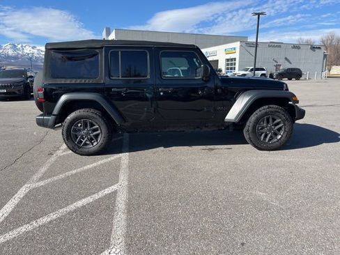 Used 2024 Jeep Wrangler Sport S image 2