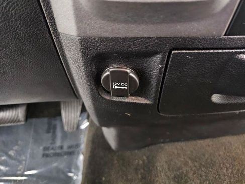 Used 2014 RAM 1500 Express AWD/4WD image 23