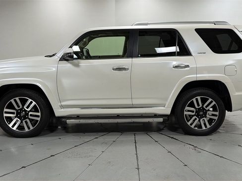 Used 2020 Toyota 4Runner Limited image 8