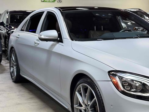 Used 2018 Mercedes-Benz S 560 Sedan image 42