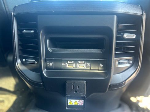 Used 2022 RAM 1500 Limited w/ Body Color Bumper Group image 14