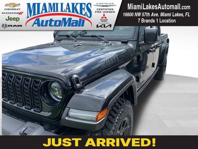 Used 2024 Jeep Gladiator Sport